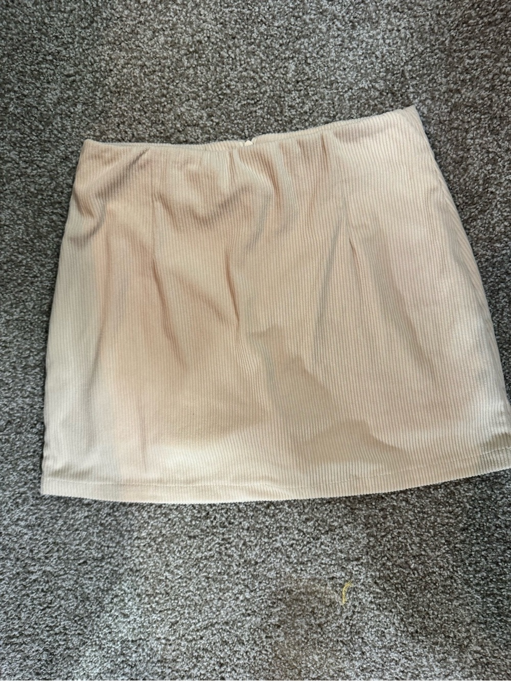 HALARA Cream Soft Ribbed Mini Skirt